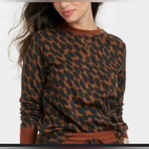Stars Above Women leopard print Brown Pullover Sweater Size XL.
